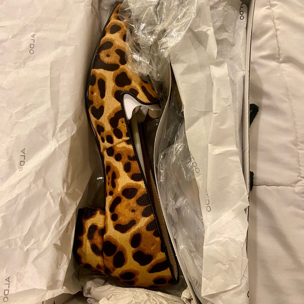 ALDO Vigoma Leopard Print Loafers size 7.5M - Picture 2 of 4